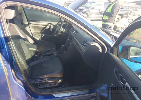 2017 Volkswagen Passat 1.8T Se z USA, uszkodzony, nr VIN 1VWGT7A38HC068139